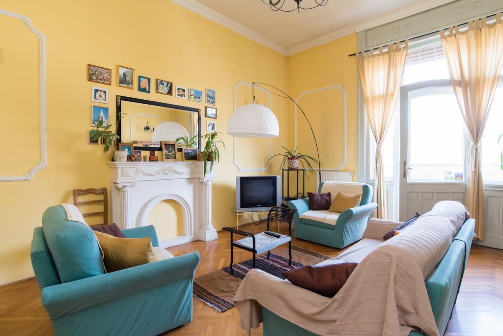 Downtown Oasis Vandrehjem Budapest Eksteriør billede